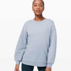 Closet clearout‼️ Perfectly oversized crew chambray